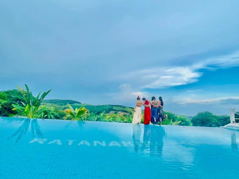 Ratanakiri Paradise Hotel & Restaurant Banlung Extérieur photo